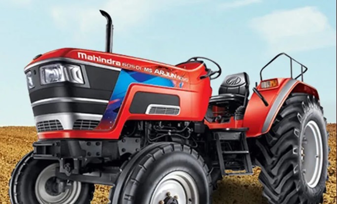 Mahindra NOVO 755 DI tractor